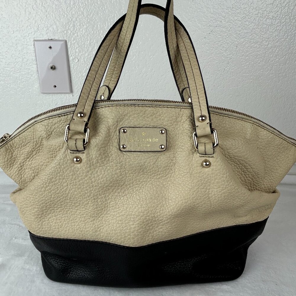 Kate Spade Blaine Grove Court Buttermilk CrmBlack Pebbled Leather Purse/Bag/Tote